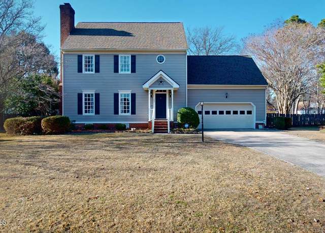 Property at 207 Smith Dr, Goldsboro, NC 27534, 3 beds, 2.5 baths
