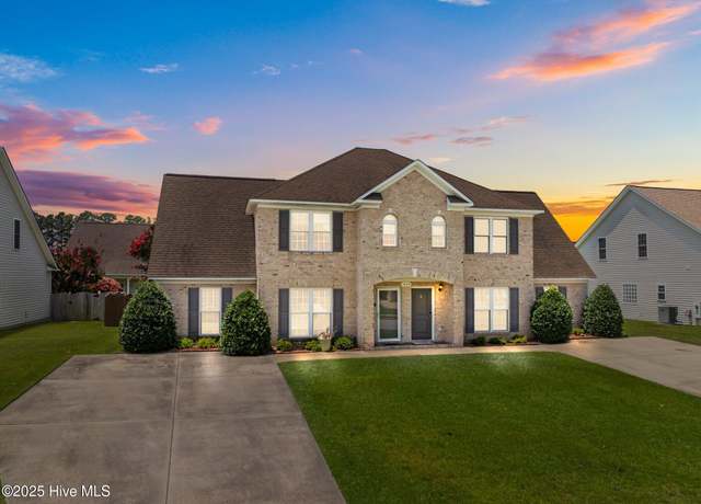 Property at 1620 Brook Hollow Dr Unit A, Greenville, NC 27834, 3 beds, 3.5 baths