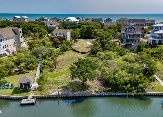 Property at 15 W Rdg, Surf City, NC 28445