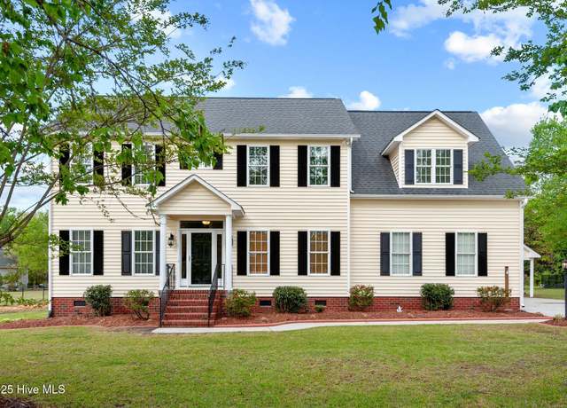 Property at 1213 Windbrooke Dr, Grimesland, NC 27837, 3 beds, 3 baths