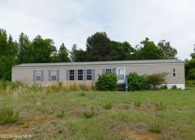 Property at 1154 King Rd, Mccoll, SC 29570, 3 beds, 2 baths