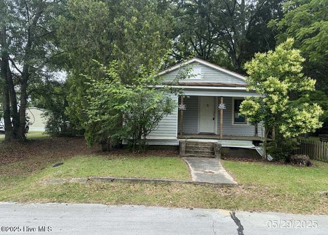 Property at 1707 Asheville St, New Bern, NC 28560, 2 beds, 2 baths