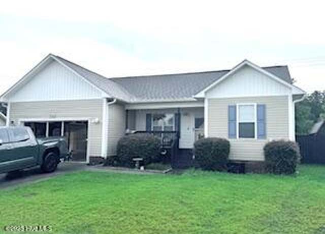 Property at 202 Oak Ridge Ln, Holly Ridge, NC 28445, 3 beds, 2 baths