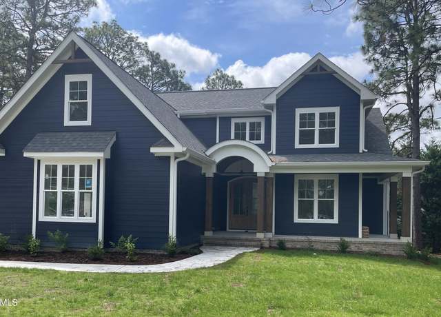 Property at 241 Juniper Creek Blvd, Pinehurst, NC 28374, 4 beds, 3.5 baths