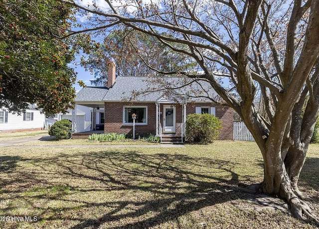 Property at 4189 Park Ave, Ayden, NC 28513, 4 beds, 1.5 baths