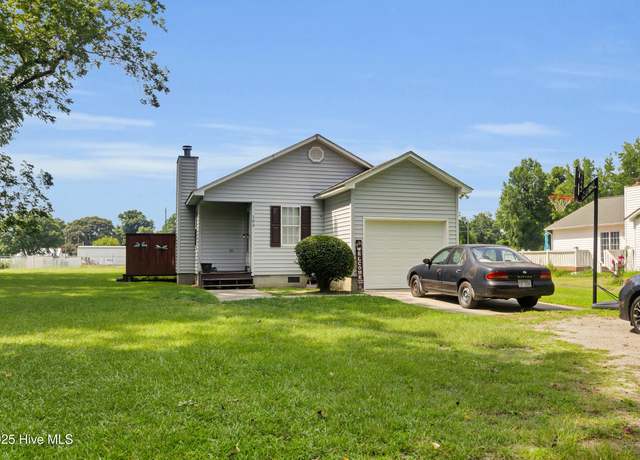 Property at 103 Gracie Farms Rd, New Bern, NC 28560, 2 beds, 2 baths