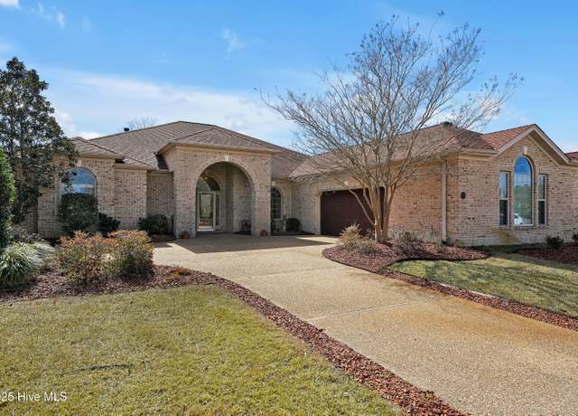Property at 2244 Villamar Dr, Leland, NC 28451, 3 beds, 3.5 baths
