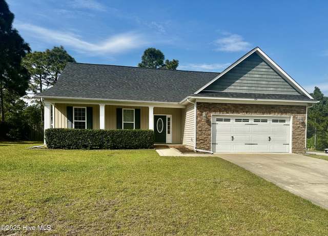 Property at 164 Blue Oak Dr, Lillington, NC 27546, 4 beds, 3 baths