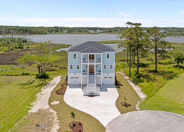 Property at 325 Anson Rd, Beaufort, NC 28516, 4 beds, 4.5 baths