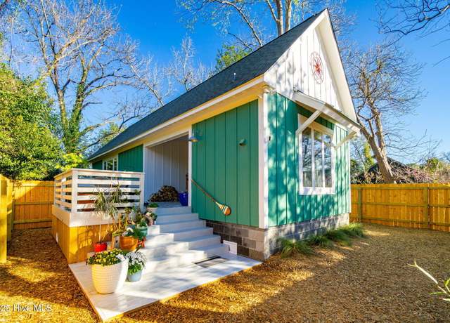 Property at 530 Contentnea Ave, New Bern, NC 28560, 1 bed, 1 bath