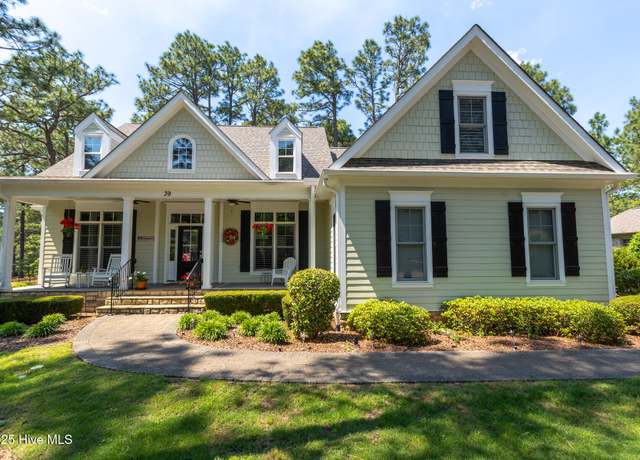 Property at 39 Deerwood Ln, Pinehurst, NC 28374, 4 beds, 3 baths