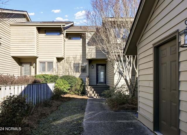 Property at 115 Egret Ct, Hampstead, NC 28443, 3 beds, 3 baths