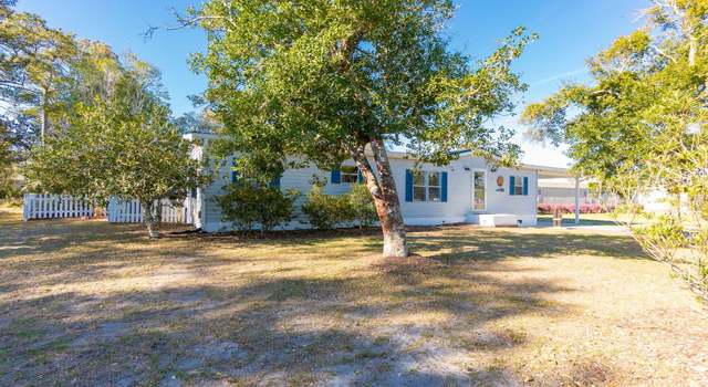 Photo of 146 Barbee St, Harkers Island, NC 28531