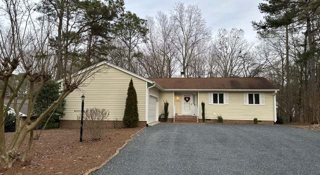 Photo of 161 Edgewater Dr, West End, NC 27376