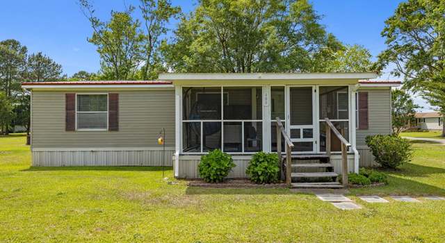 Photo of 103 Cricket Ln, Newport, NC 28570