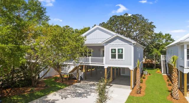 Photo of 151 NE 33rd St, Oak Island, NC 28465