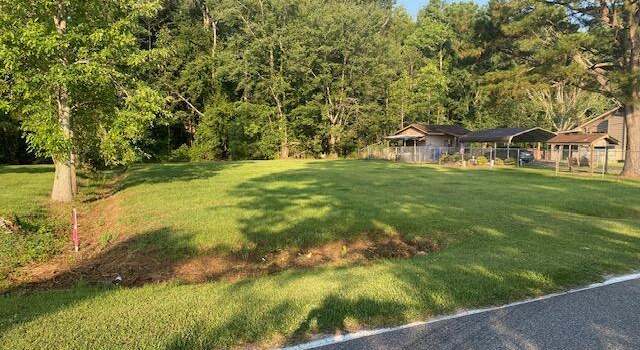 Photo of 3994 Waccamaw Shores Rd, Lake Waccamaw, NC 28450