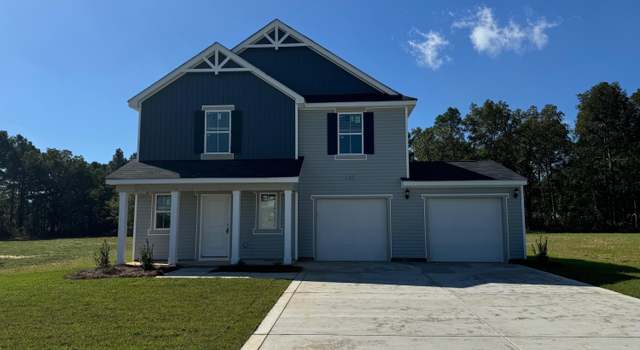 Photo of 565 Walters Run Dr, Raeford, NC 28376