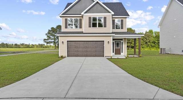 Photo of 415 Fore Pl, Jacksonville, NC 28540
