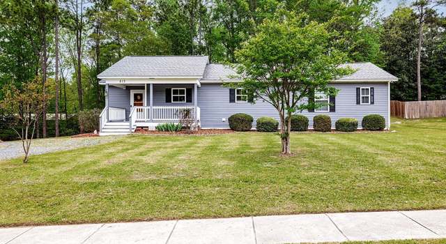 Photo of 213 Victory Ln, Aberdeen, NC 28315