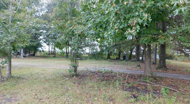 Photo of 24841 Spring Hill Rd, Wagram, NC 28396