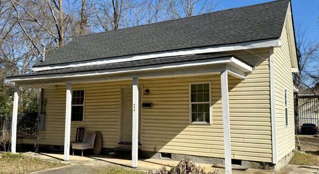 Photo of 609 Academy St E, Wilson, NC 27893