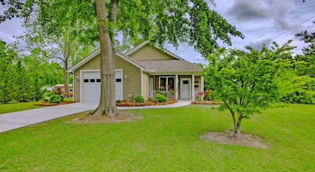 Photo of 308 N Orange St, Wallace, NC 28466