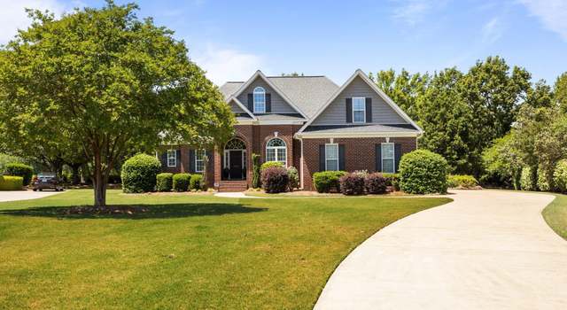 Photo of 402 Birkdale Cir, Greenville, NC 27834