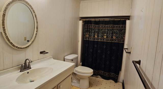 Photo of 503 Castleton Dr, Hertford, NC 27944