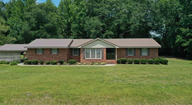 Photo of 178 Pineland Woods Dr, Whiteville, NC 28472