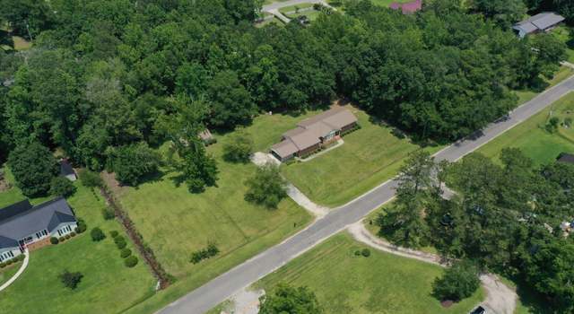 Photo of 178 Pineland Woods Dr, Whiteville, NC 28472