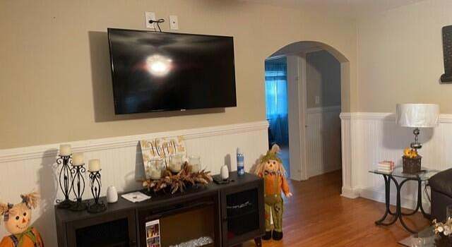 Photo of 411 N Virginia Ave, Columbia, NC 27925
