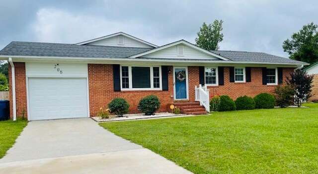 Photo of 206 Wildwood Rd, Havelock, NC 28532