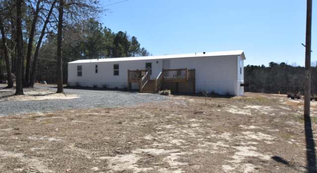 Photo of 215 Raven Ln, West End, NC 27376