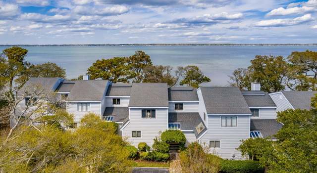 Photo of 570 Coral Dr Unit R3, Pine Knoll Shores, NC 28512