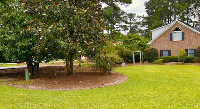 Photo of 6104 Falcon Dr, New Bern, NC 28560