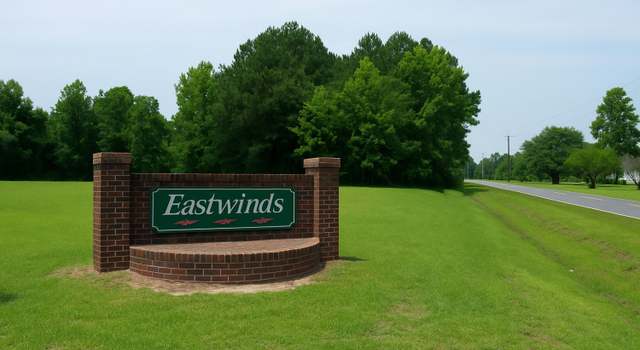 Photo of 170 Eastwind Dr, Lumberton, NC 28358