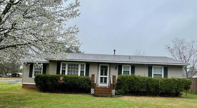 Photo of 114 S Hall Street S, Rose Hill, NC 28458