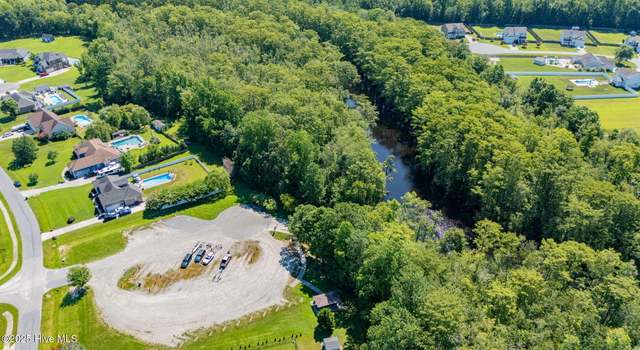 Photo of 140 Moyock Landing Dr, Moyock, NC 27958