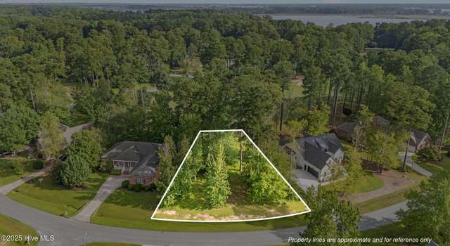 Photo of 201 Neuse Dr, Chocowinity, NC 27817