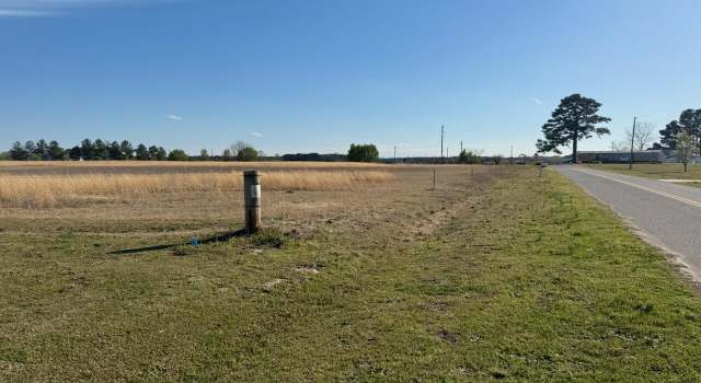 Photo of 6733 Skeeter Pond Rd, Grifton, NC 28530