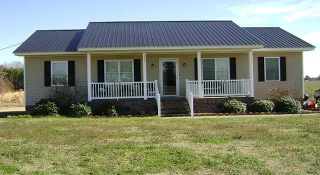 Photo of 325 E Commerce St, Oak City, NC 27857