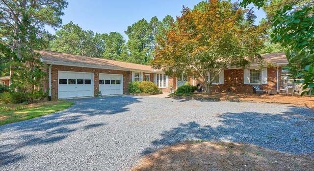Photo of 135 Pine Ridge Dr, Whispering Pines, NC 28327