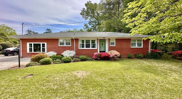 Photo of 1604 Crescent Dr, Elizabeth City, NC 27909