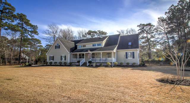 Photo of 307 Lord Granville Dr, Morehead City, NC 28557