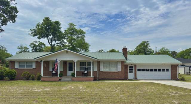 Photo of 204 Dolphin St, Cape Carteret, NC 28584