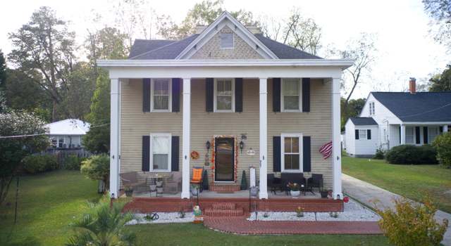 Photo of 907 Smyrna Dr, Whiteville, NC 28472