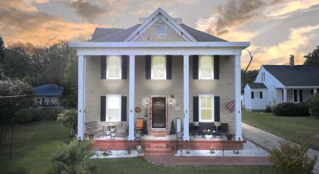 Photo of 907 Smyrna Dr, Whiteville, NC 28472