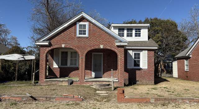 Photo of 918 Elm St, New Bern, NC 28560