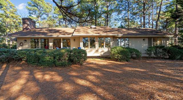 Photo of 2 Knollwood Rd, Pinehurst, NC 28374